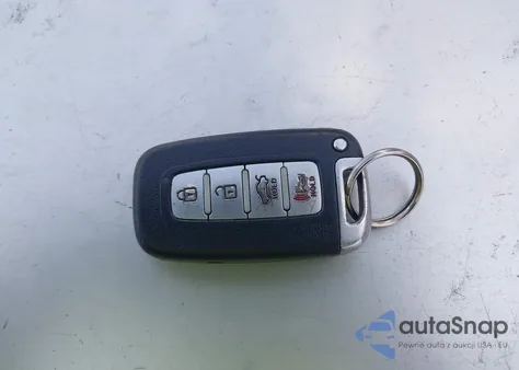 2012 Hyundai Genesis 3.8 z USA, uszkodzony, nr VIN KMHGC4DD3CU198656